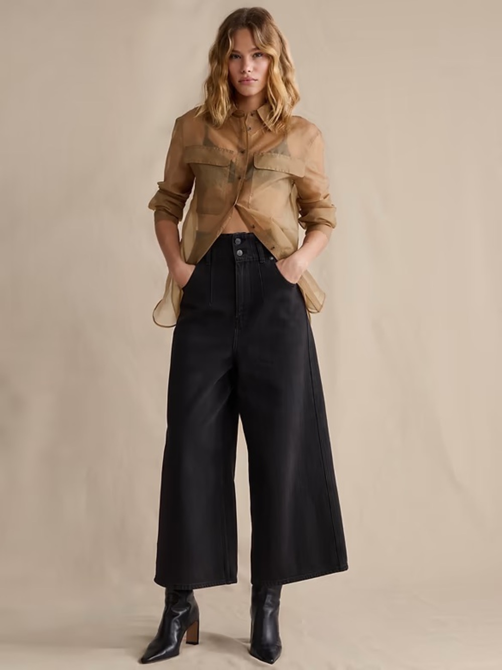 Banana Republic Black Cropped High-Waist Wide-Leg Jeans - Picture 3 of 5